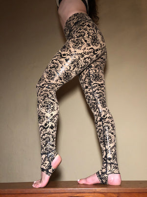 BLAIR (Black Lacy Adaptable Impressive Resilient) Goddess Grip Leggings